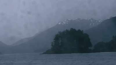 Can you park the boat
right off - The Alaska Triangle