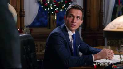 Can you pass it along to Patricia
and ask if she'll handle it? - Christmas at the Palace