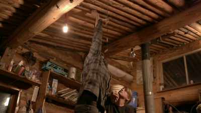 Can put the
quarter piece there, - Life Below Zero: Next Generation