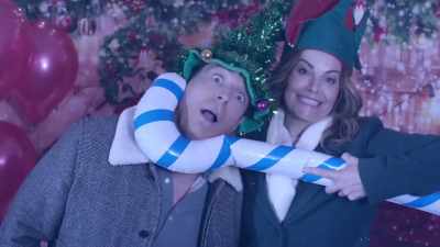 ♪ Can’t wait until Christmas ♪ - Ms. Christmas Comes to Town