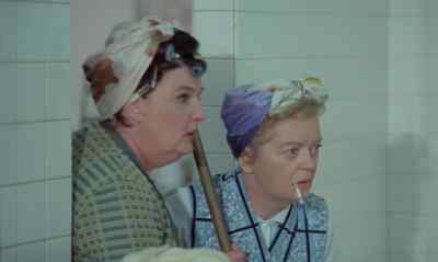 - Can you see anything?
- No. - Love Thy Neighbour