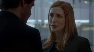 - Can you see that?
- Yes, I also see a moat and boat. - Salvation