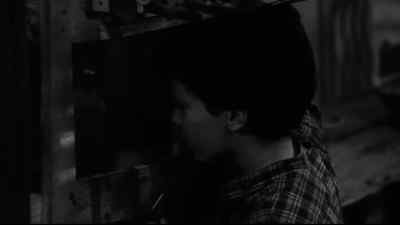 - Can you see them?
- What are you gonna do with them? - The Tin Star