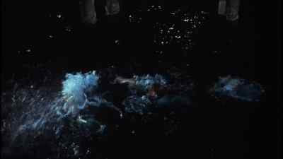 - Can you swim?
- A little. - Sex and the Single Girl