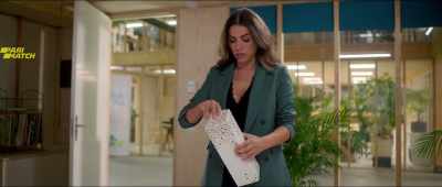 - Can you tell I'm not wearing a bra?
- They could use some support. - Just Say Yes