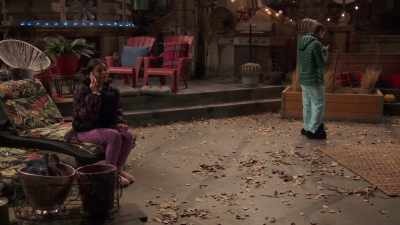 Can the show go on?
Because it really must go on, - Raven's Home