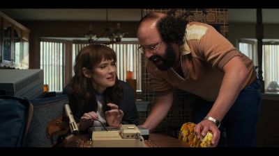 Can you translate that? - Stranger Things