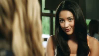 Can you put mine on for me, em? - Pretty Little Liars