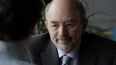 Can you stay here until I get back? - The Good Doctor