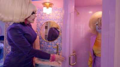 Cannot believe the shower.
This is absolutely gorgeous. - Trixie Motel