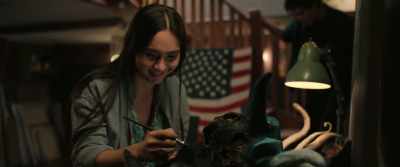 Can't hear
the customer's racism - Pet Sematary: Bloodlines