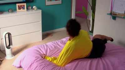 Can't wait
to talk to my best friends later." - The Circle