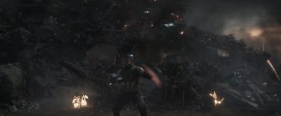 Cap, it's Sam.
Can you hear me? - Avengers: Endgame