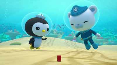 Cap’n, Peso,
you better come and look at this. - Octonauts and the Great Barrier Reef