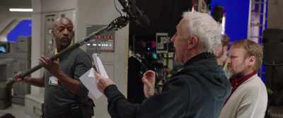 Captain Dameron,
Admiral Holdo was looking for you. - The Director and the Jedi