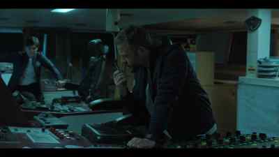 Captain, do you read me? Over. - The Head