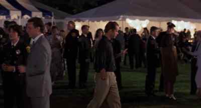 Captain, he's here. - Striking Distance