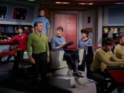 - Captain.
- I'll take over, Mr. Spock. - Star Trek