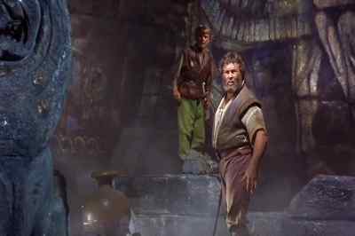 Captain, it's no way upper here. - Captain Sindbad
