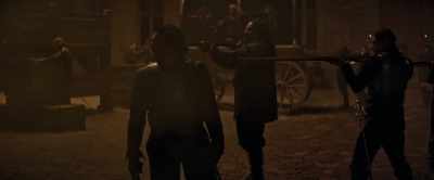 Captain! Let's avoid
massacre: Lay down your arms. - The Three Musketeers