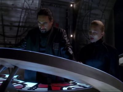 Captain, priority communication
from High Command. - Farscape