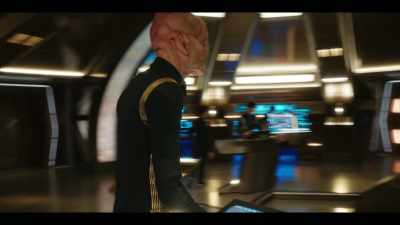 Captain, the unidentified signal - Star Trek: Discovery