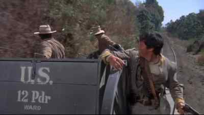 - Captain, them hornets is sure busy.
- Yeah. I see 'em. - Rio Lobo