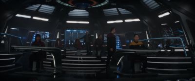 Captain, we're being hailed. - Star Trek: Picard