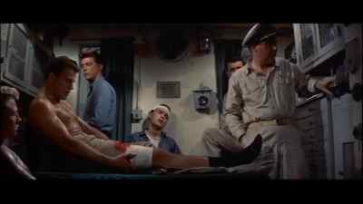 Captain, we're heavy, sir.
I can't maintain depth. - Up Periscope