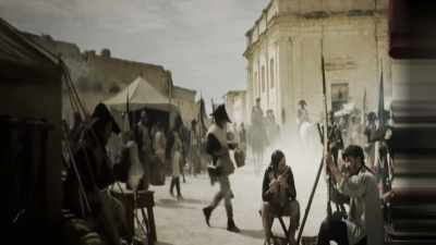Capture the fort that
dominates the harbor, - Napoleon