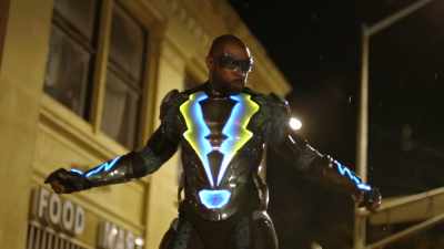 [car alarm blaring] - Black Lightning