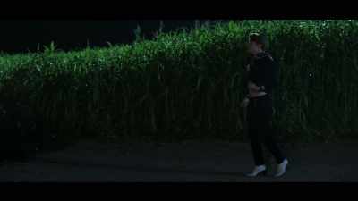 (CAR APPROACHES) - Heathers