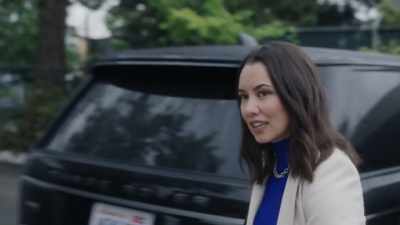 [car beeps] - The Surrogate Scandal