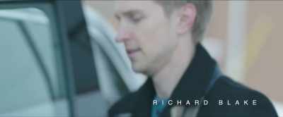 (car door clicks)
(phone ringing) - Blame