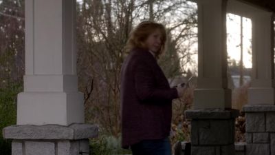 [ Car door opens, closes ] - Supernatural