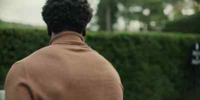 - (Car door shuts)
- (Dramatic music fades) - Gangs of London