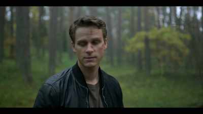 [CAR DOOR SLAMS] - Young Wallander