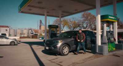 [car door thuds] - The Great Turkey Town Miracle