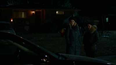 [car door thuds shut,
engine turns over] - Good Girls