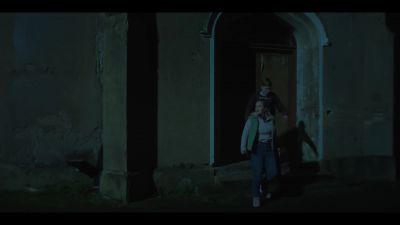CAR ENGINE RUNS - Silent Witness