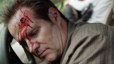 (car hissing) - Hawaii Five-0