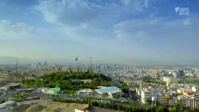 (CAR HORNS BEEP) - From Russia to Iran: Crossing Wild Frontier