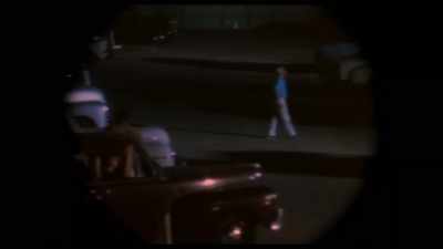 (car horns beeping) - Barbie & Kendra Crash Joe Bob's Drive-In Jamboree!