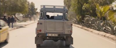 (CAR HORNS HONKING) - Skyfall
