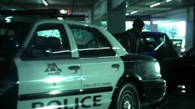 (car remote chirps) - CSI: Crime Scene Investigation