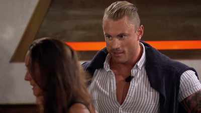 CARA: Yeah,
are you all right? - Love Island