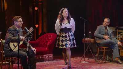Care m-a primit ca divorcée. - Alex Borstein: Corsets & Clown Suits