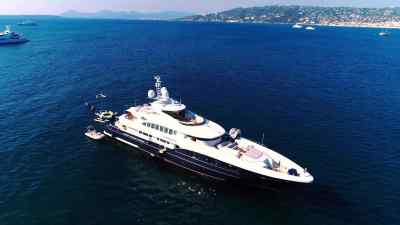 - Careful. - Below Deck Mediterranean