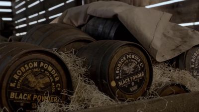 Careful with the stuff, boys. - Hell on Wheels