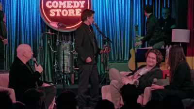 [Carey] ♪ Has anyone here
seen my old friend Bob ♪ - Dirty Daddy: The Bob Saget Tribute